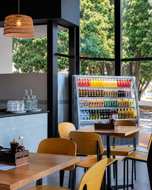 library-cafe-trenic-constructions
